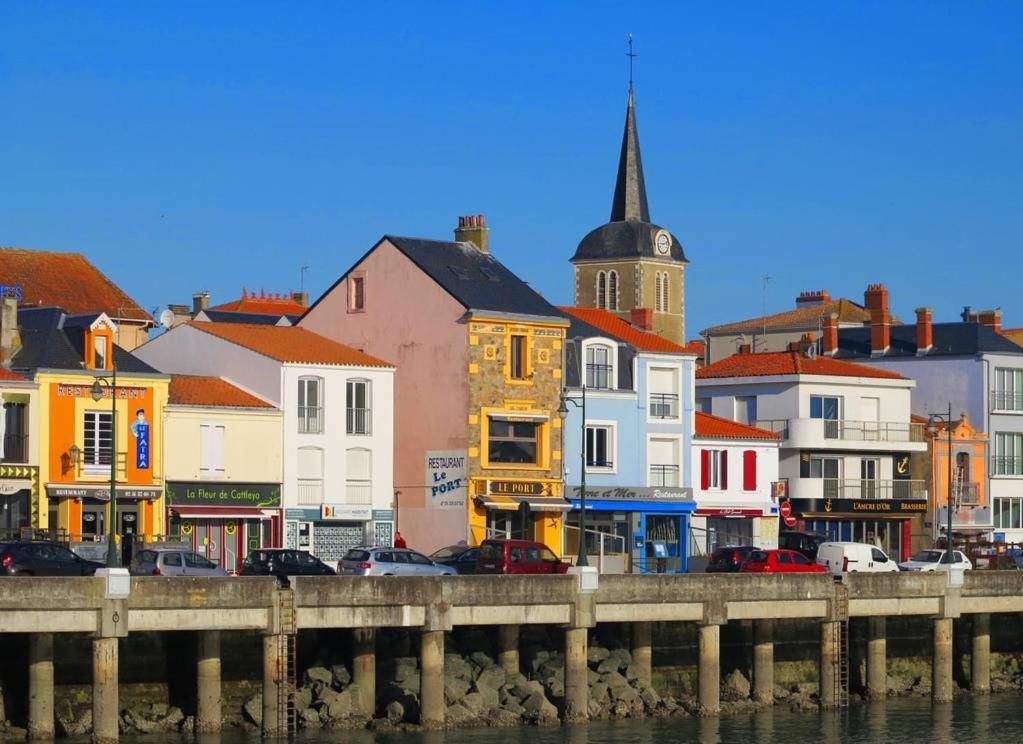 Maison De Pecheur Renovee Avec Cour Proche Du Port Les Sables-dʼOlonne 외부 사진